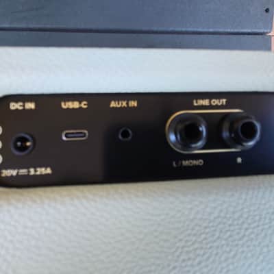 Positive Grid Spark 2 50-Watt 2x4" Digital Modeling Guitar Combo 2024 - Present - Pearl image 3