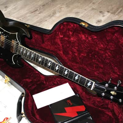 Gibson SG Angus Young Signature Aged & Signed AC/DC Custom Shop 2009 ! image 8