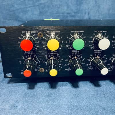 GML Model 8200 Two-Channel 5-Band Parametric Equalizer • Excellent • Tested image 5