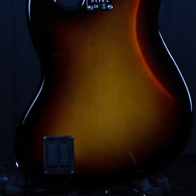 Fender American Ultra Jazz Bass Ultraburst image 4