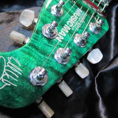 Music Man EVH Signature Model / Green Quilt top image 3