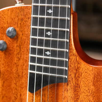 Taylor T5z Classic Hollowbody Electric Guitar with Gig Bag image 8