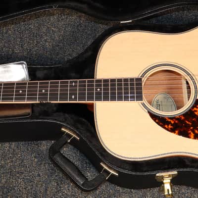Larrivee Legacy Series D-40E Left-Handed Dreadnought Acoustic Electric Guitar with case NEW Lefty image 2