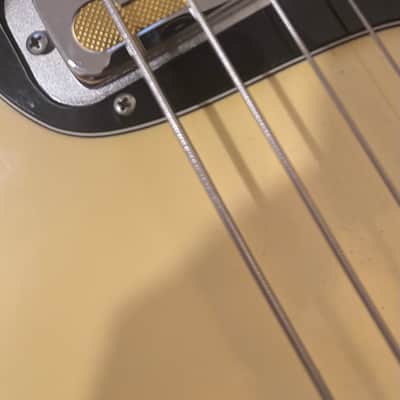 Fender Musicmaster Bass 1978 Olympic White image 2