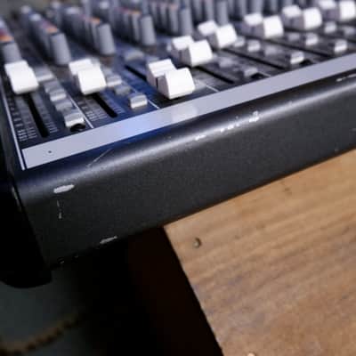Mackie ProFX16 16-Channel Effects Mixer - Dark Gray image 13