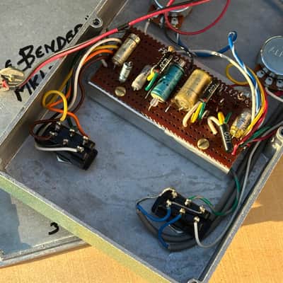 Beanies Fuzz Tone Bender MK1.5/2 - Mint Green image 3