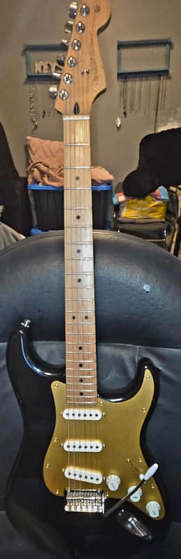 Fender FSR Player Strat with Fat 50s pickups and roasted maple neck 2022 - Gloss image 1