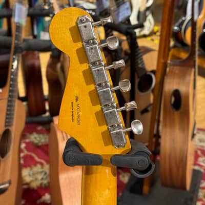 Fender Vintera II '60s Stratocaster Limited Edition Road Worn Lake Placid Blue image 6