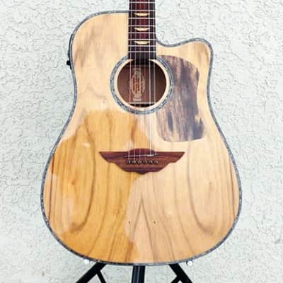 Keith Urban Limited Edition Vintage Player Acoustic Electric Guitar - Plays / Sounds / Looks Excel image 1