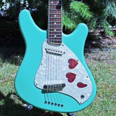 Fender Venus Owned by Courtney Love ex Hole Surf Green 1994 Custom Shop Guitar image 3