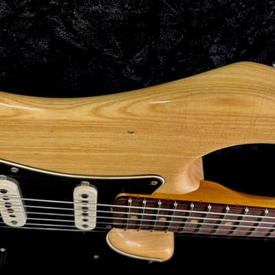 Fender Stratocaster Post Modern Custom Shop 2023 - Journeyman Relic Natural image 14