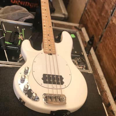 Ernie Ball Music Man Stingray 2017 White image 1