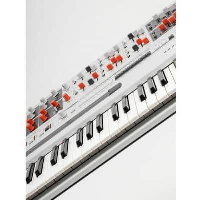 UDO Audio Super Gemini 20-Voice Dual Layer Polyphonic Binaural Analogue Hybrid Synthesiser (B-STOCK) image 5