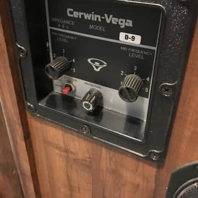 Cerwin Vega D-9 Walnut 15" beautiful vintage 350 watt floor standing stereo speakers image 8