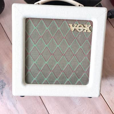 VOX  AC4TV8  - Weiss - Cream - Tubeamp imagen 2