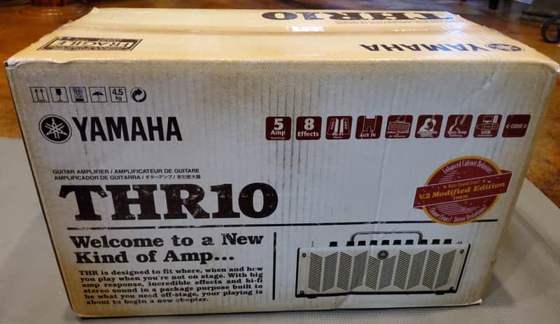 Yamaha THR10 10-Watt 2x3" Stereo Digital Modeling Guitar Combo