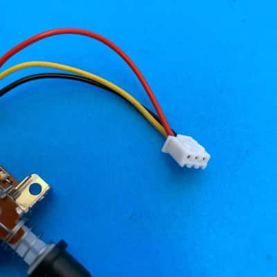 ALESIS MELODY HARMONY 61 MKII Keyboard Part: ON/OFF Power Button Switch W/Cap image 4