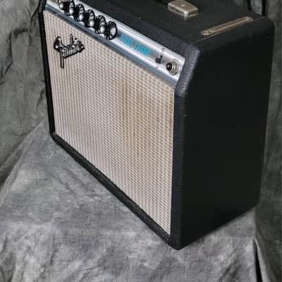 SPECTACULAR COND 1975 Fender Vibro Champ 6-Watt 1x8" Guitar Combo Amp! image 2