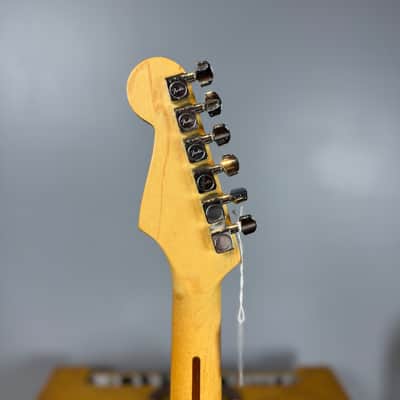 Fender Mexican Standard Stratocaster Upgraded 2004 - Sunburst image 6