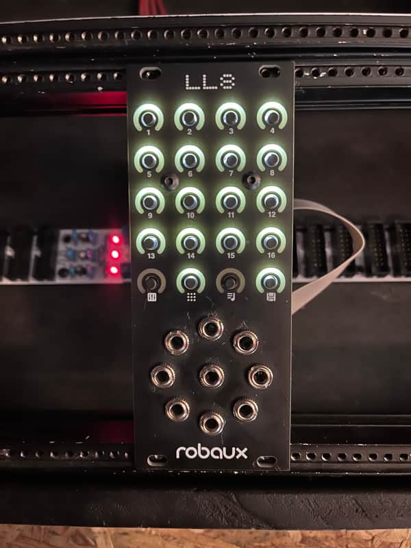 Robaux LL8