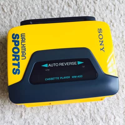 Sony WM-A53 [COLLECTIBLE] Walkman Cassette Player, Awesome Yellow, Working ! image 2