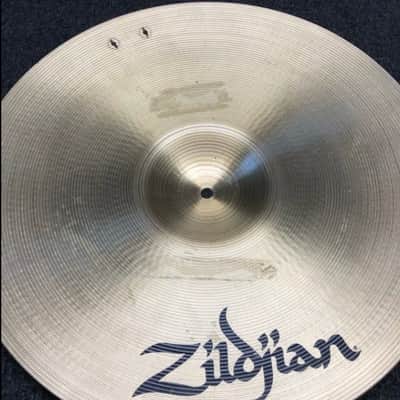 Zildjian 18" A Series Medium Crash Cymbal image 4