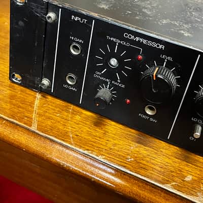 Roland SIP 301 Bass Preamp 1970s 1980s image 7
