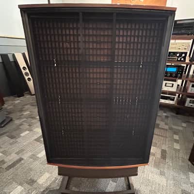 Quad ESL-63 Electrostatic Speakers (with Arcici stands) - Local Pickup Only in Milwaukee, WI image 4