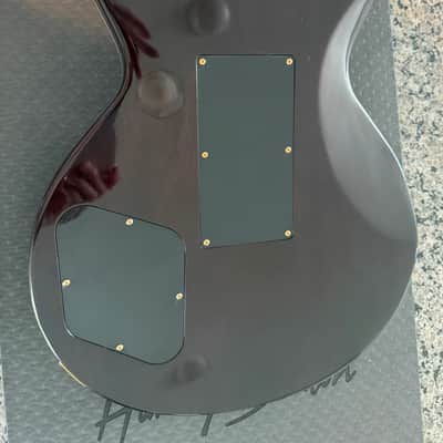 2025 Gibson Custom Shop Les Paul Axcess Standard Floyd Rose - Tri-Berry Burst - 8 lb 7 oz image 4