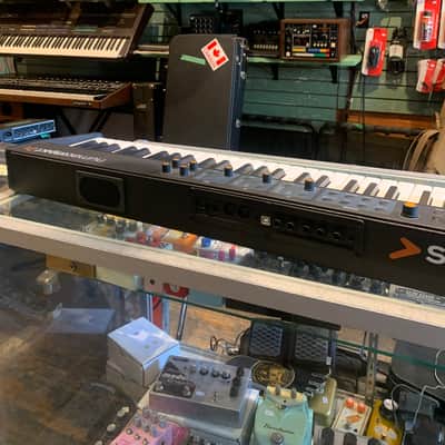 Studiologic Numa Compact 2x 88-Key Semi-Weighted Piano 2018 - Black image 8