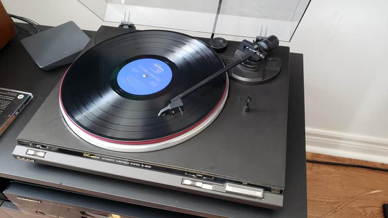 Technics SL-BD20  Turntable 1990 Black with Ortofon OM 10 cartridge/stylus image 1