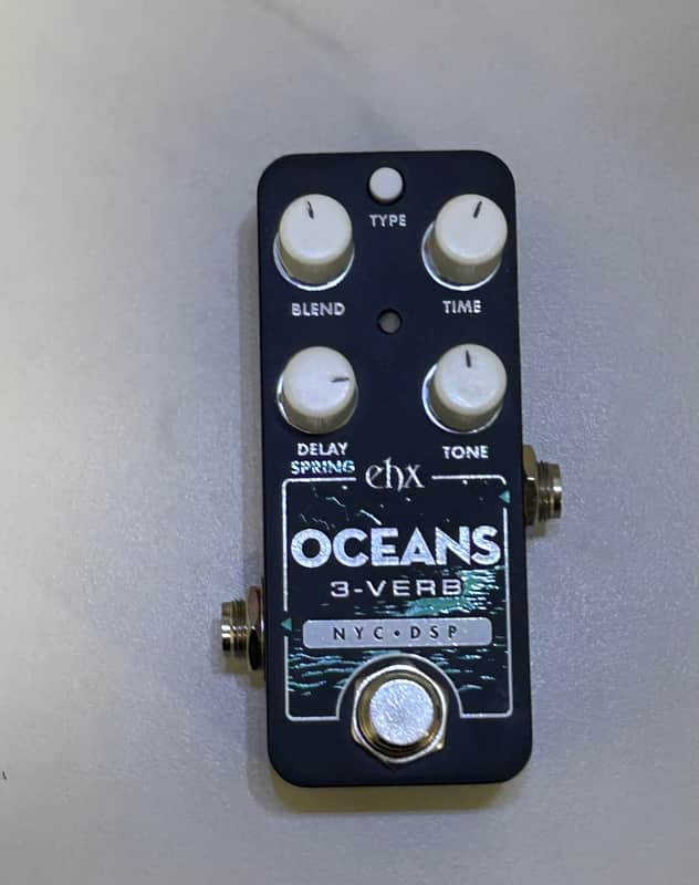 Electro-Harmonix Oceans 3-verb