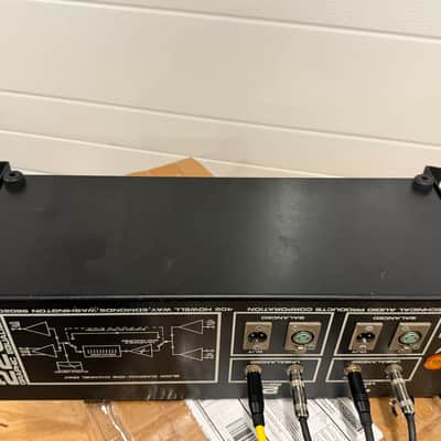 Tapco 2200 2 Channel 10 Band Graphic Equalizer imagen 13