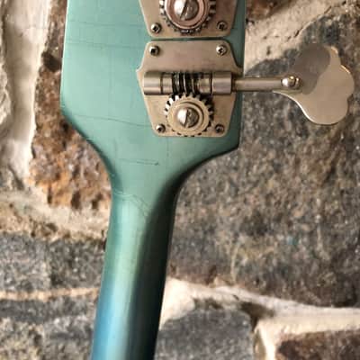 Gibson Thunderbird II 1965 - Nitro Pelham Blue (refin) image 10