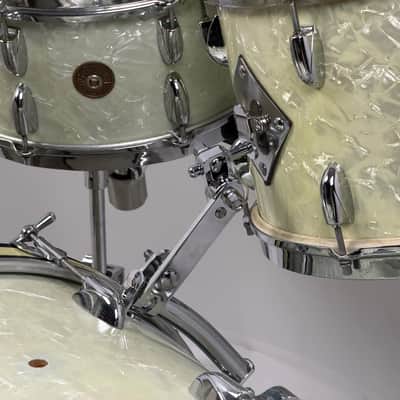 Gretsch 20/13/16/6.5x14" 1951 Round Badge 3-Ply Drum Set - White Marine Pearl image 8