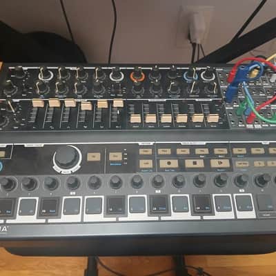 Arturia MiniBrute 2S Desktop Synthesizer 2018 - Present - Black