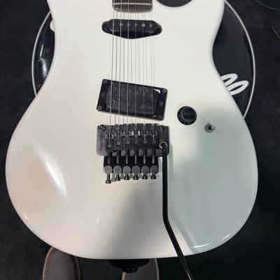 Kramer Baretta 1984 - White image 2