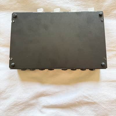 de Lisle de Lisle Amp-Speaker Selector V3 Cabinet Signal Router Switcher with Attenuator Loop - GREAT CONDITION! image 5