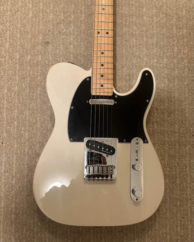 Fender Deluxe Nashville Telecaster with Maple Fretboard 2017 - 2021 - White Blonde
