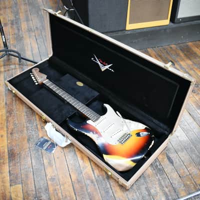 Fender Custom Shop Limited Edition 1959 Stratocaster Heavy Relic Wide Fade 3-Color Sunburst w/Hard Case image 9