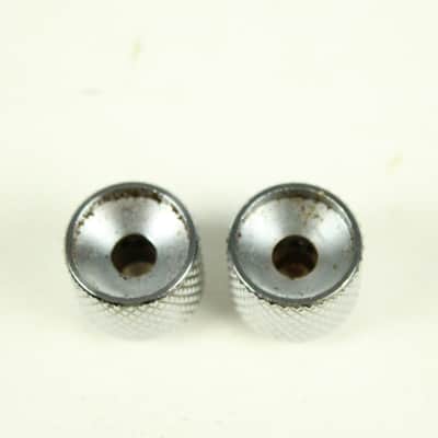 Allparts Knurled Chrome Knobs replacement for Early Precision Bass/Telecaster Bild 3