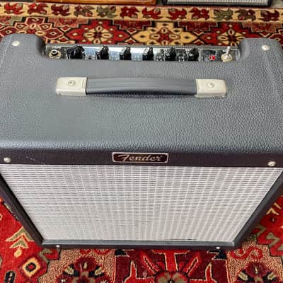 2001 Fender Blues Junior 15w 1x12" Combo Amp image 2