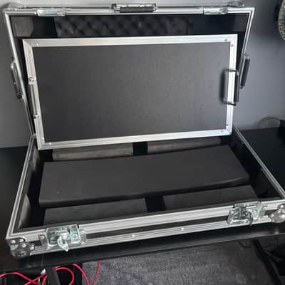 Pedalboard and Flight Case image 4