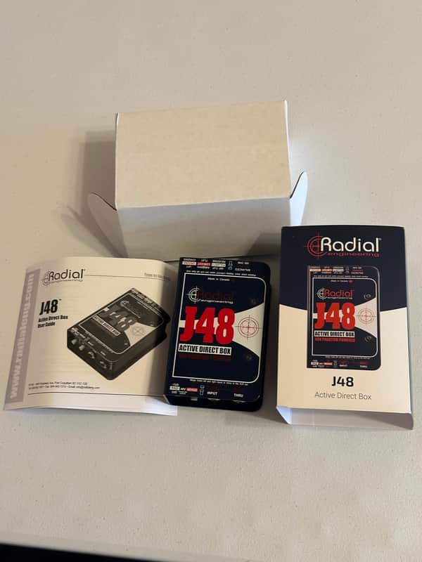Radial J48 Active Direct Box 2010s - Blue image 1