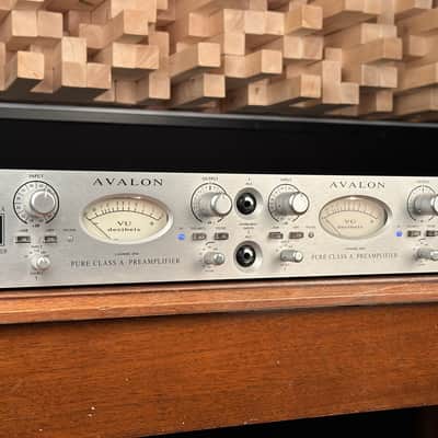 Avalon AD2022 Dual Channel Microphone Preamp. AD 2022. Great Condition! image 3