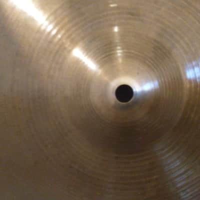 Zildjian Avedis 14 inch quick beat hi hat cymbals clean no cracks! image 4