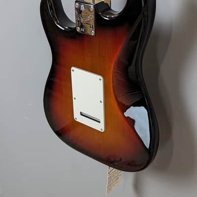 Fender American Performer Stratocaster HSS 2023 3-Tone Sunburst image 11