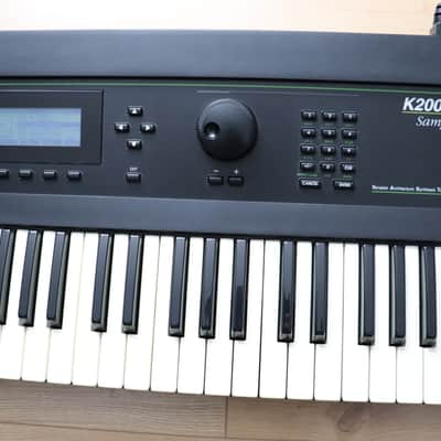 Kurzweil K2000 61-Key Digital Workstation Synthesizer 1990s - Black image 3