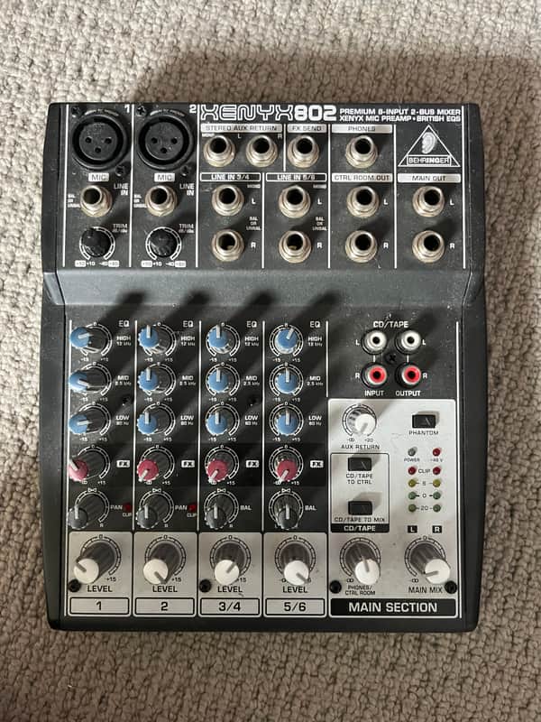 Behringer 802 2000s