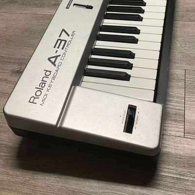 Roland A-37 76 Key MIDI Controller Silver Great Board WORKING Clean image 11